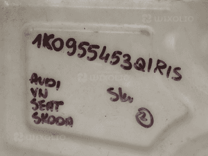 ZBIORNICZEK PŁYNU SPRYSKIWACZY AUDI VW SEAT SKODA 1K0955453 Q/R/S (2SZT) 2K0955453G (3SZT) 4