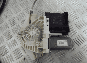 Passat B6 Podnośnik Szyb Prawy Przód 3