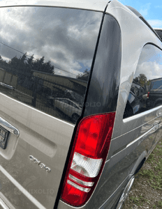 MERCEDES vito viano 639 lampa tył tylna LIFT prawa oryginał 1