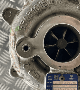 Audi A4 A5 A6 Q5 turbosprężarka turbina 190KM BV43 04L253056H 4