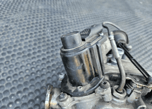 Chlodniczka 059131515R 059131502B 059906088P Chlodnica Spalin Zawor EGR Czujnik Diesel 2.7 3.0 V6 Audi A4 B8 A5 A6 C6 VW 4
