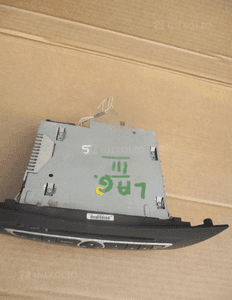 RADIO FABRYCZNE RENAULT LAGUNA III 3 281150013R 2
