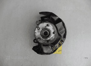 ZWROTNICA PIASTA LEWY PRZÓD TOYOTA CHR C-HR 1