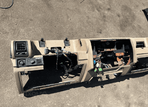 Kokpit deska rozdzielcza beżowy LAND ROVER DISCOVERY 1 I 2 II 3