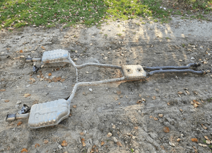 Tłumik 2 Tlumiki Wydech Rura Wydechowa Dwa Wydechy 4x4 Quattro 3.0 3.2 Benzyna Audi A4 B6 B7 24