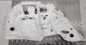 Mercedes W177 wygłuszenie błotnika prawy tył A1776822500 7
