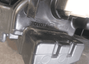 Lampa przód prawa toyota yaris iv 4 full led 4