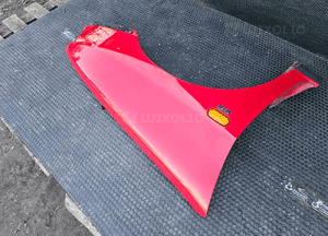 Blotnik Prawy Nadkole Przod Przedni LP3G Czerwone Seat Cordoba I 1 Ibiza 19