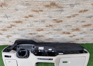 DESKA KONSOLA BMW X5 G05 X7 G07 1