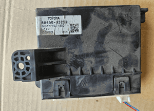 Toyota Avensis T27 moduł sterownik klimatyzacji 88650-05251 1