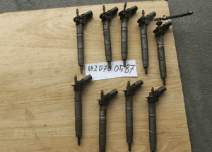 mercedes jeep chrysler wtryskiwacze 6420700587