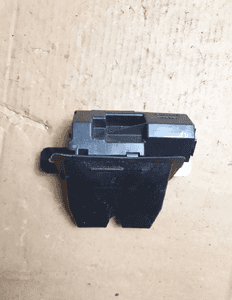 FORD FIESTA MK7 LIFT ZAMEK KLAPY BAGAŻNIKA D3D0B 4