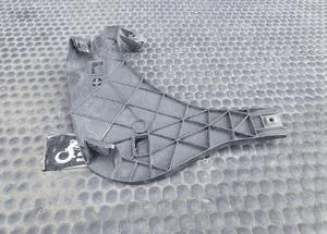 Slizg Lampy Mocowanie Lampa Uchwyt Pod Lampe Przod Przednie Audi A4 B6 17