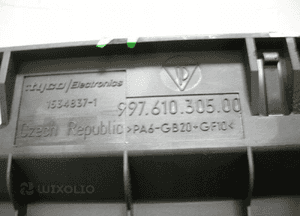 Porsche 911 997 skrzynka obudowa bezpieczników 6