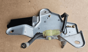 Honda Jazz II 02-08r silniczek wycieraczki tył 4