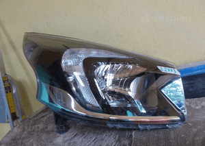 Lampa przód przednia prawa ople vivaro 14- 1