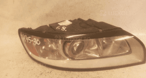 Przod przednia lampa prawa volvo V50 S40 2