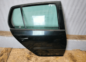 DRZWI PRAWY TYŁ VW GOLF V HB 5D 9
