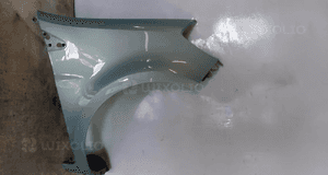 * Błotnik przedni PRAWY Clio III 3 05-12 195 KOLOR TERNK 1