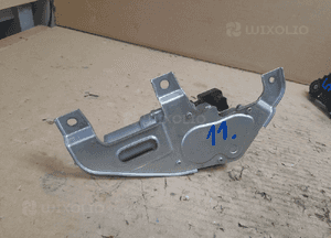 SILNICZEK WYCIERACZKI TYŁ NISSAN NOTE E11 1