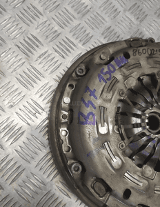 Bmw X1 F48 sprzęgło dwumasa 2.0 d B47C20B 150KM 8600215 3